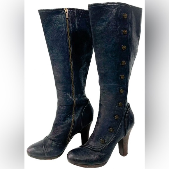 SOLD OUT ❤️ Frye RARE Heeled Leather Marissa Button Boots - Picture 3 of 13